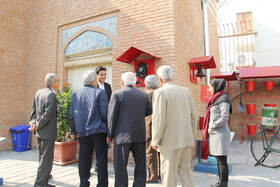 بازدید از موزه / بازدید روسا و اعضای هیات مدیره کانون های کرمانشاه، کردستان و همدان از موزه نفت دروازه دولت