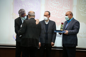 تجلیل از جمعی از بازنشستگان جانباز سرافراز صنعت نفت