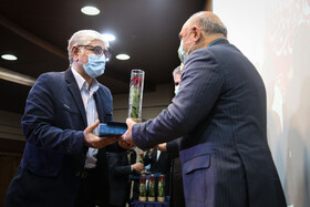 تجلیل از جمعی از بازنشستگان جانباز سرافراز صنعت نفت