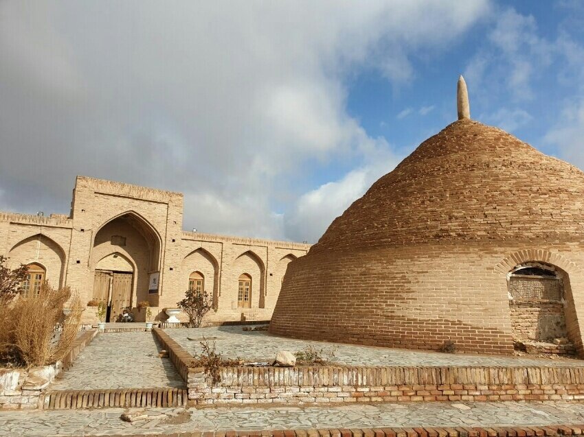 سرایان، سرزمین آب انبارها