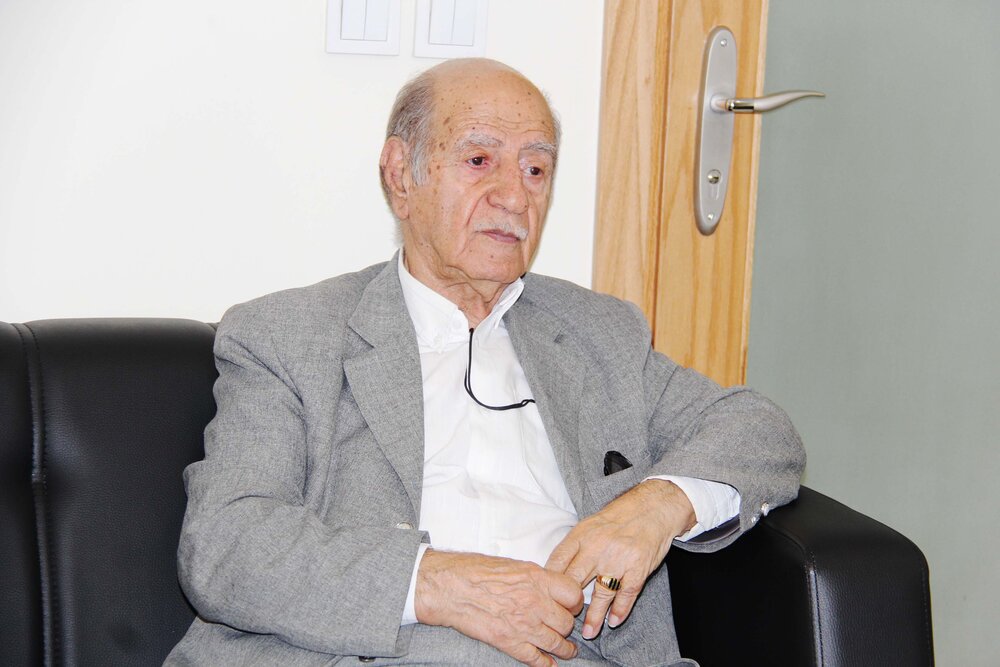 تسلیت رئیس صندوقها به خانواده زندهیاد مشکلانی و کانون اصفهان