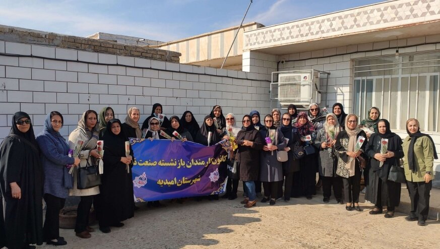 برنامه های متنوع کانونها در دیماه برای بازنشستگان / از تجلیل از مقام مادر تا نکوداشت آئین باستانی یلدا