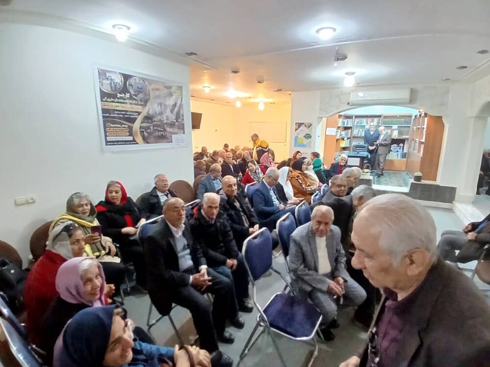 برنامه های متنوع کانونها در دیماه برای بازنشستگان / از تجلیل از مقام مادر تا نکوداشت آئین باستانی یلدا