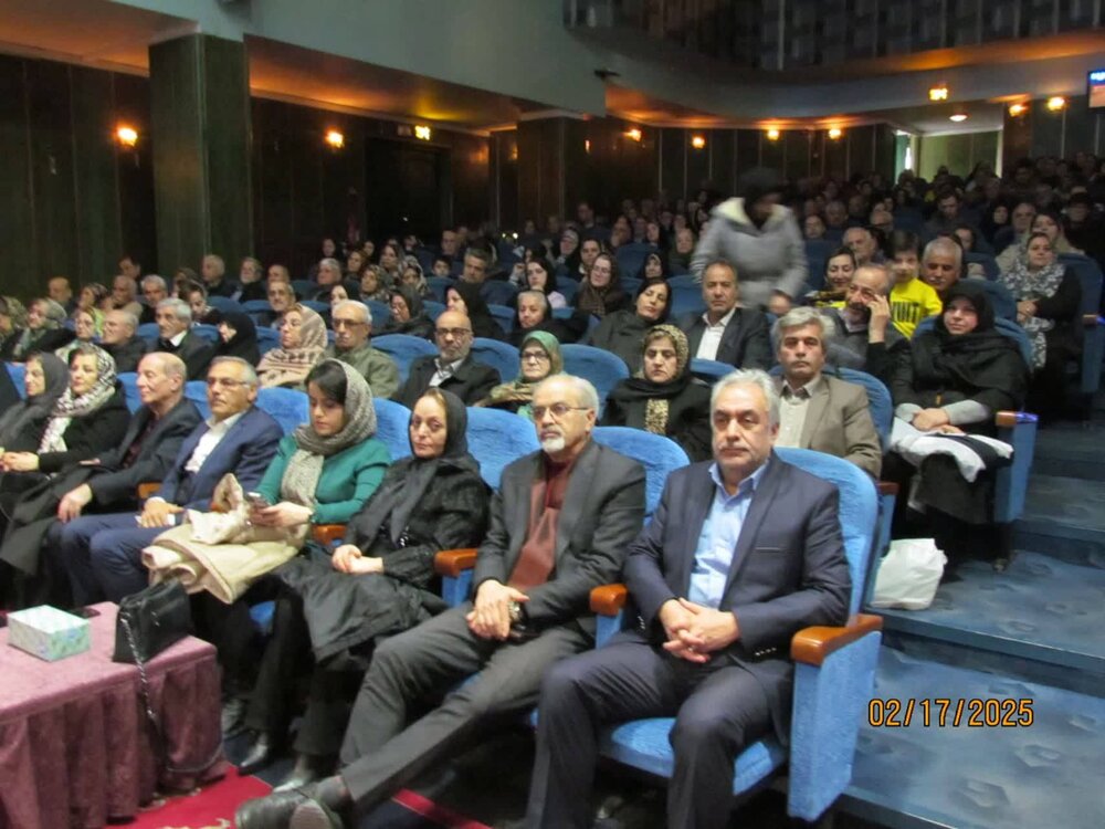 آئین تجلیل از بازنشستگان صنعت نفت در تبریز برگزار شد