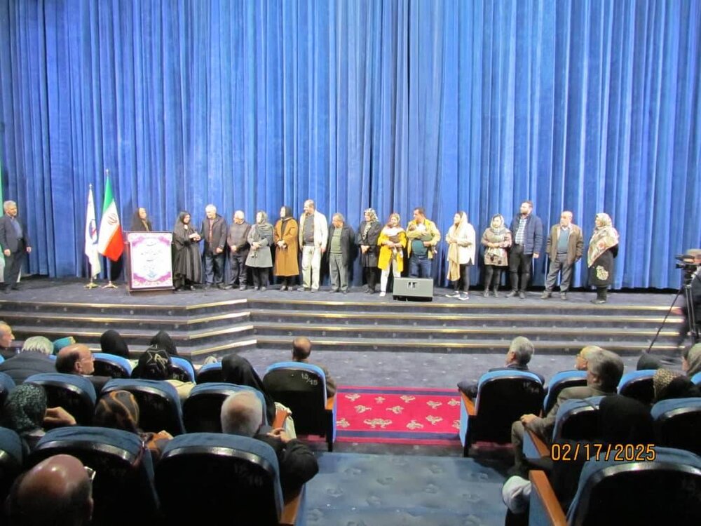 آئین تجلیل از بازنشستگان صنعت نفت در تبریز برگزار شد