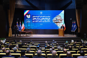 مراسم امضای قرارداد طرح فشارافزایی میدان مشترك پارس جنوبی