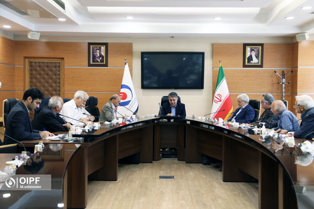 قدردانی از فعالیت کیفی کانون خطوط لوله و مخابرات / پیگیری مشکلات بازنشستگان شرکت‌های واگذارشده با قوت ادامه دارد/ مشارکت کانون‌ها در برنامه‌های ورزشی