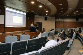 استمرار کارگاه‌های تخصصی آموزشی برای کارکنان