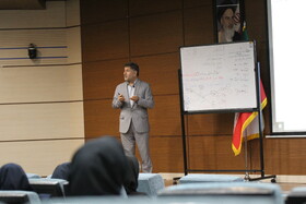 استمرار کارگاه‌های تخصصی آموزشی برای کارکنان