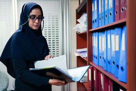 یک روز کاری نمایندگی صندوق‌ها (دفتر هویزه)