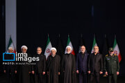 ادای احترام سران قوا و مسئولان نظام به پیکر آقای شهید ایران