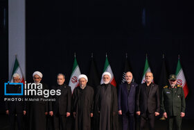 ادای احترام سران قوا و مسئولان نظام به پیکر آقای شهید ایران