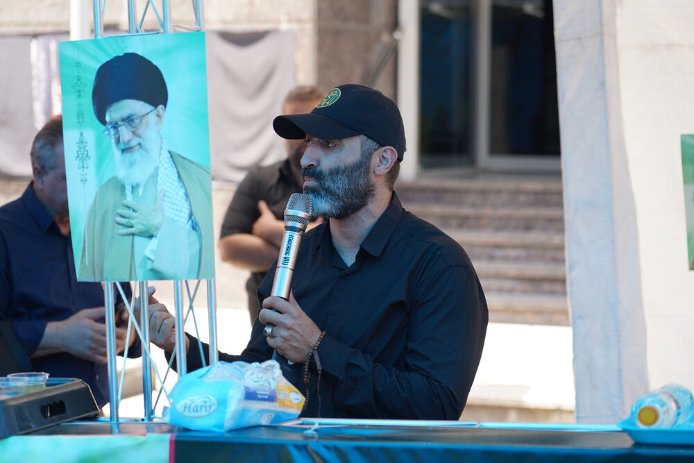 استقرار موکب صندوق بازنشستگی نفت در مسیر زائران آیین وداع با «امام شهید امت»