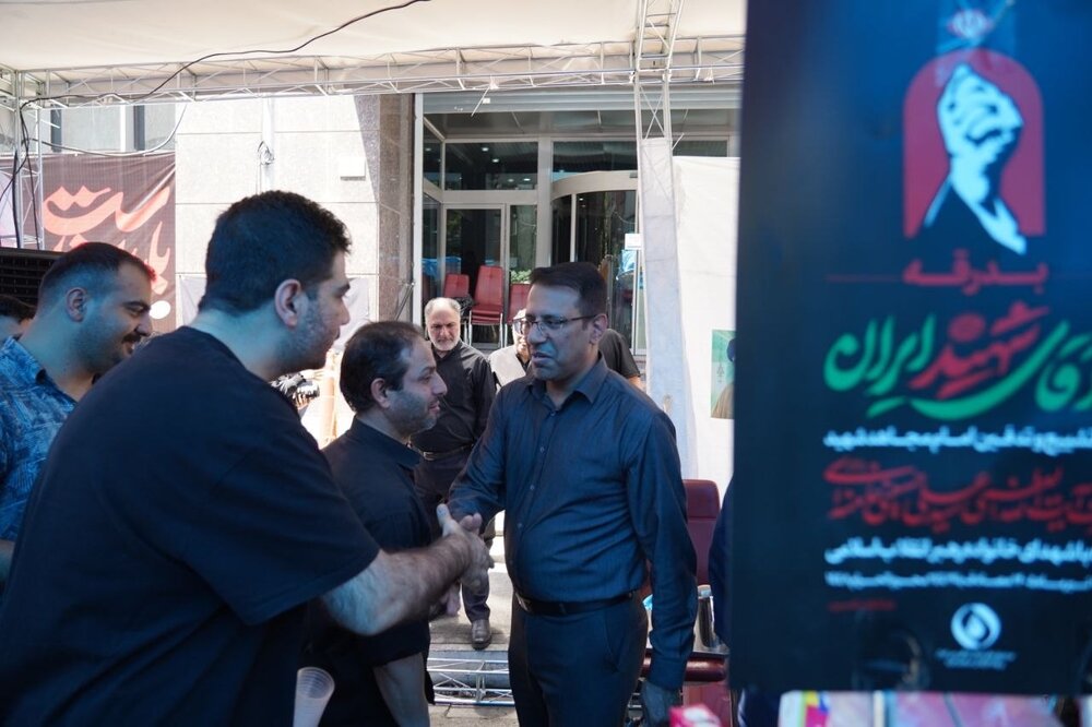 برپایی موکبهای خدمترسانی صندوقهای بازنشستگی صنعت نفت در تهران، قم و مشهد/ بازدید و قدردانی رئیس هیئترئیسه از خادمان موکبهای صندوقها در تهران و مشهد مقدس