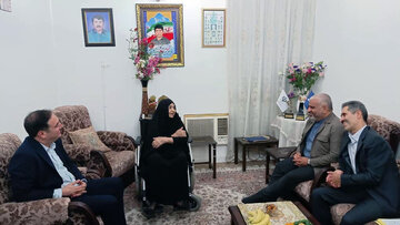 دیدار با همسر شهید و مادر سردار شهید جاوید‌الاثر مهرداد گل زردان