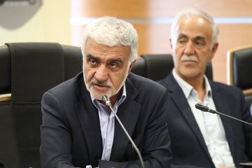 نشست هم‌اندیشی رؤسای کانون‌های بازنشستگی صنعت نفت با رئیس هیئت‌رئیسه صندوق‌ها

