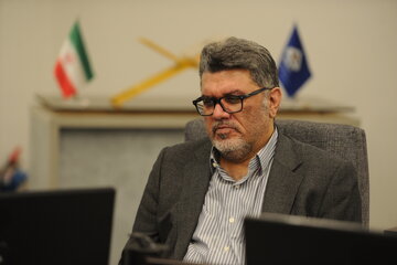 نشست رئیس هیئت‌رئیسه صندوق‌ها با مدیران ارشد گروه اویک 