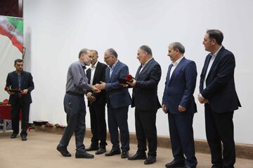آیین گرامیداشت هفته دفاع مقدس و تجلیل از بازنشستگان ایثارگر صنعت نفت