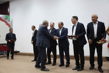 آیین گرامیداشت هفته دفاع مقدس و تجلیل از بازنشستگان ایثارگر صنعت نفت
