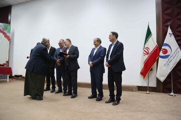 آیین گرامیداشت هفته دفاع مقدس و تجلیل از بازنشستگان ایثارگر صنعت نفت