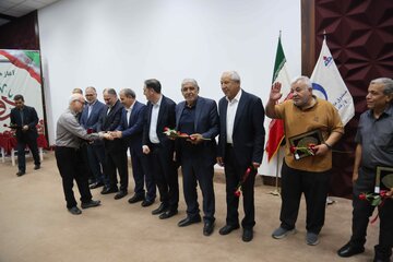 آیین گرامیداشت هفته دفاع مقدس و تجلیل از بازنشستگان ایثارگر صنعت نفت