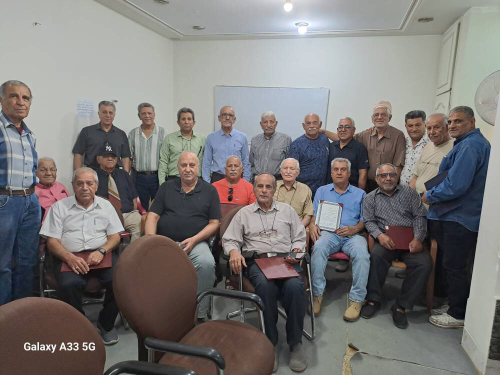 برگزاری مراسم اهدای جوایز مسابقات ورزشی کانون بازنشستگان شاهین‌شهر